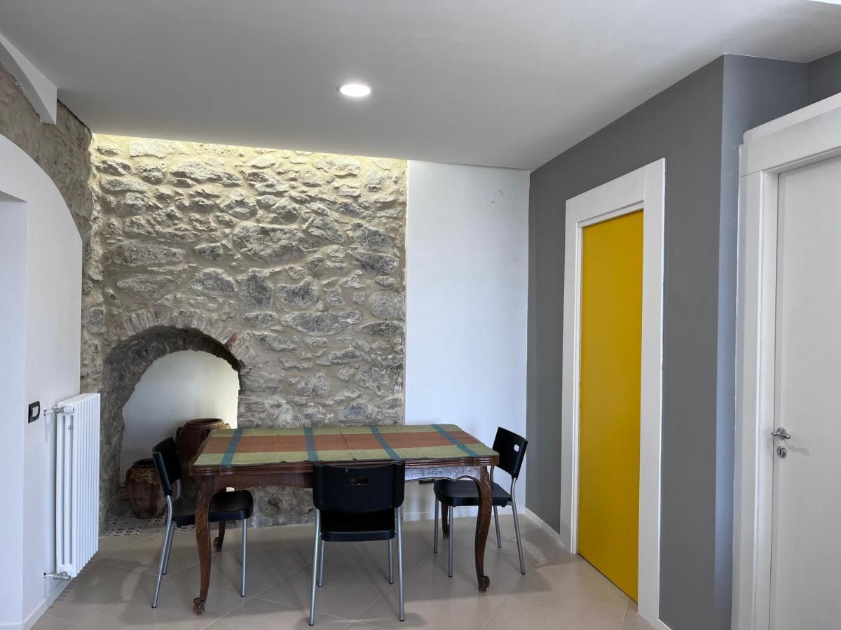 הוילה Calitri Borgo Vivo מראה חיצוני תמונה